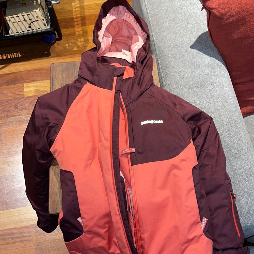 Patagonia ski coat - XS girl